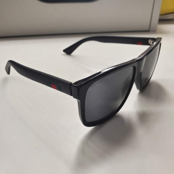 Mens Gucci Shades Sunglasses